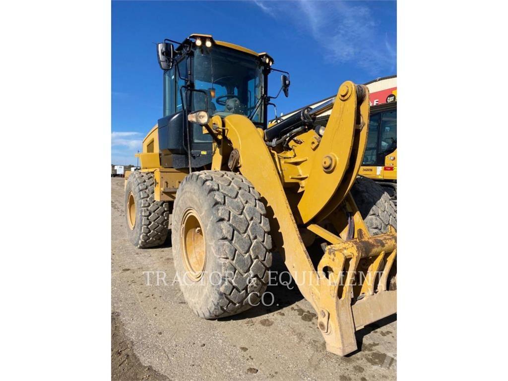 CAT 930M Carregadeiras de rodas