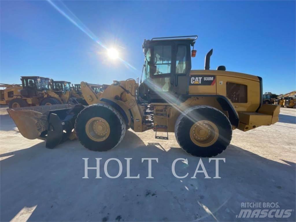 CAT 938M Carregadeiras de rodas