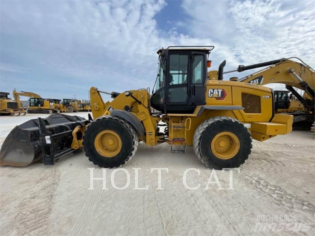 CAT 938M Carregadeiras de rodas