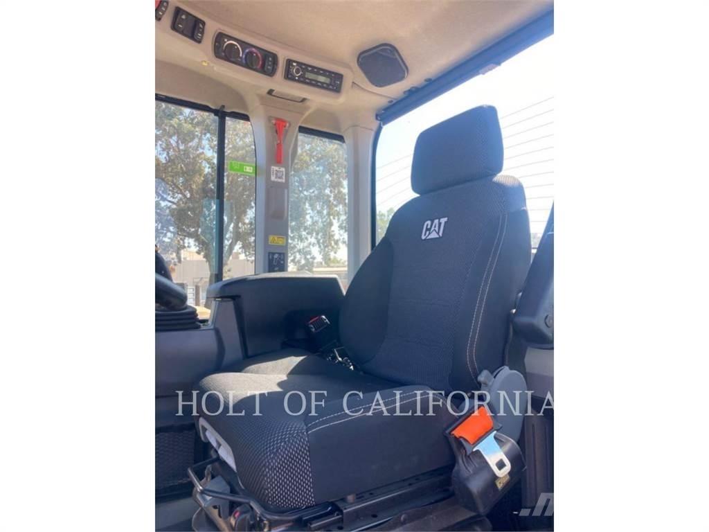CAT 938M Carregadeiras de rodas