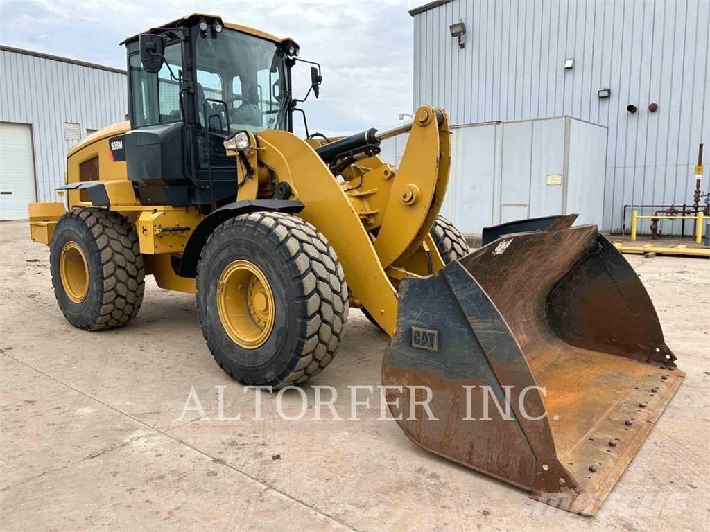 CAT 938M Carregadeiras de rodas
