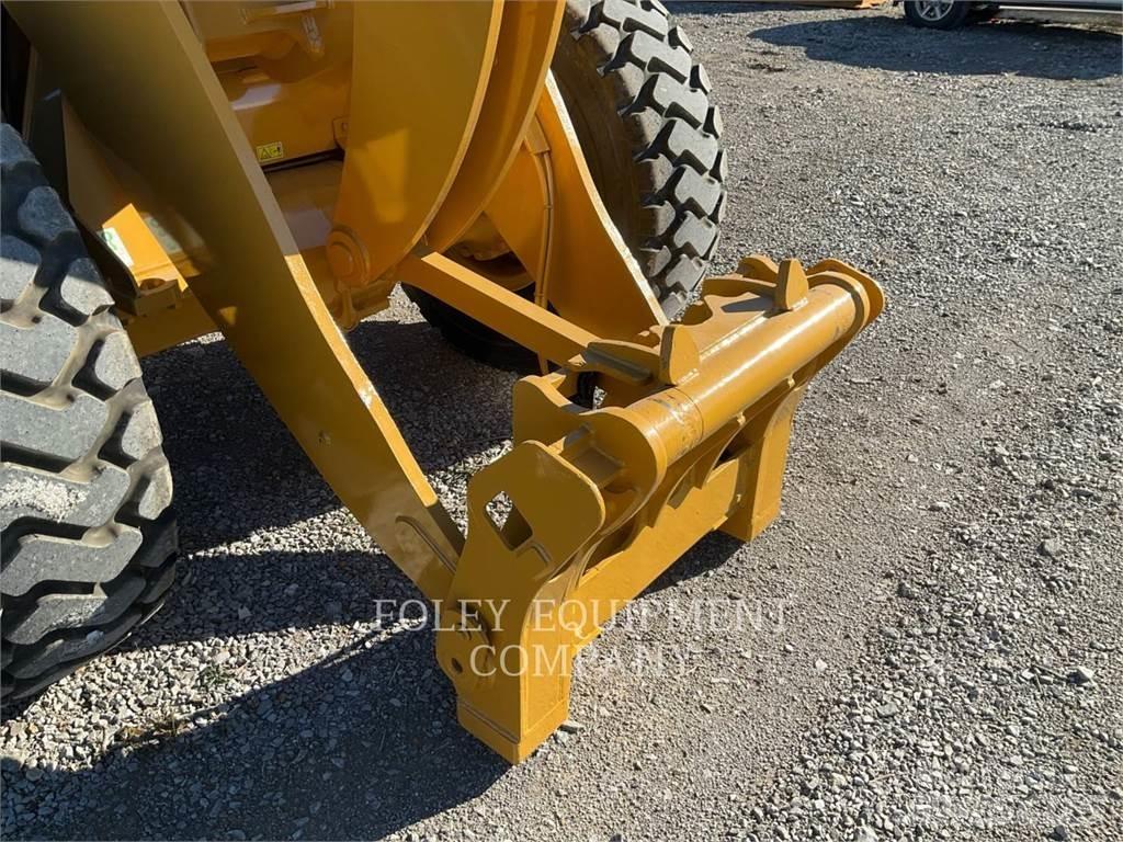 CAT 938M Carregadeiras de rodas