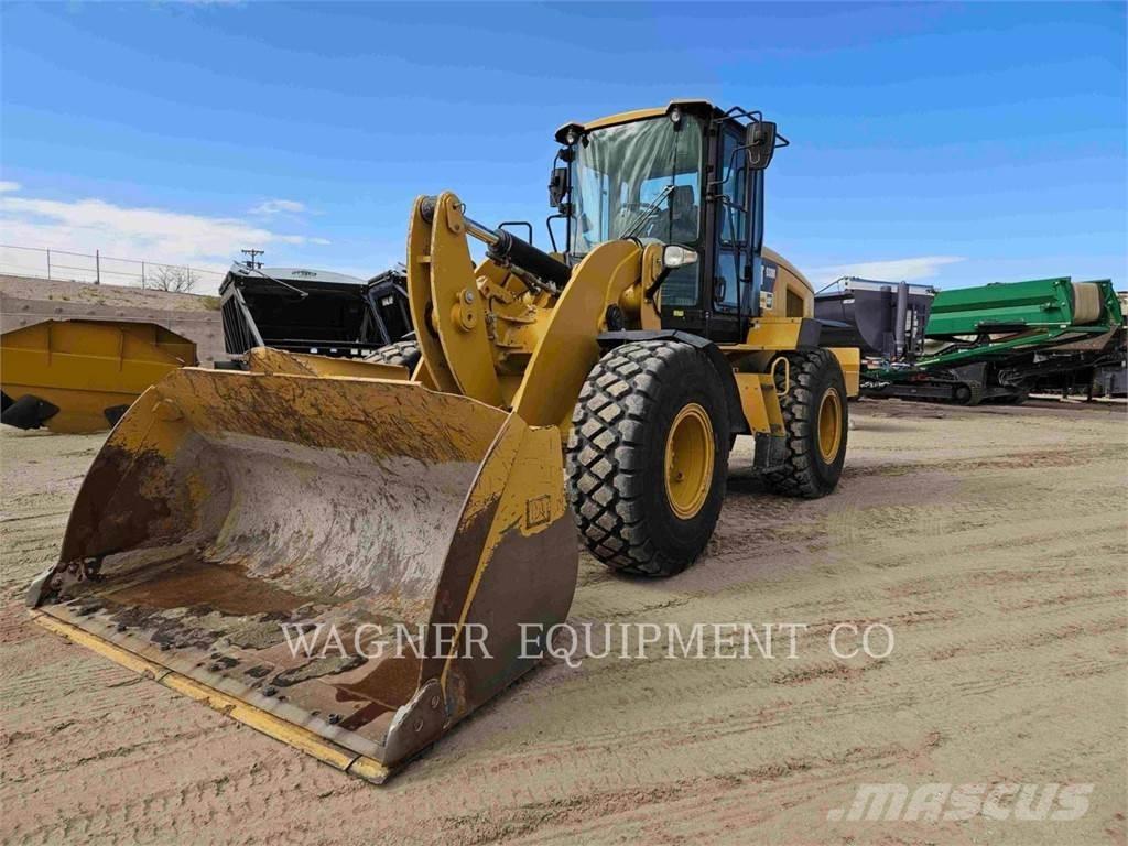 CAT 938M Carregadeiras de rodas