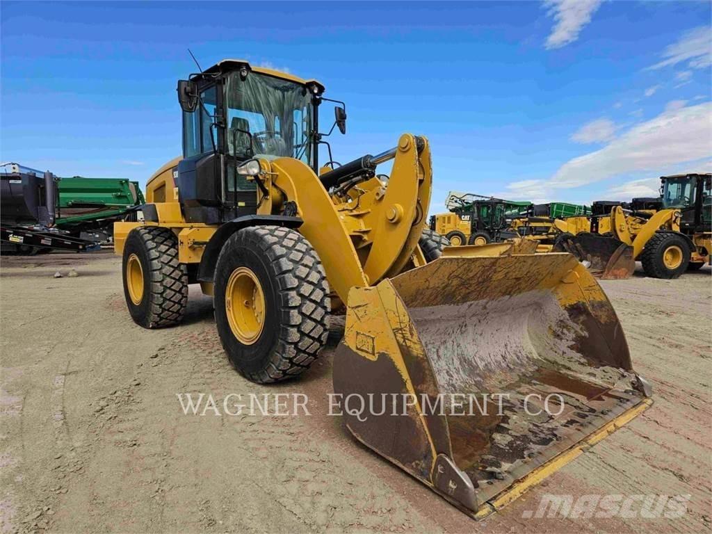 CAT 938M Carregadeiras de rodas