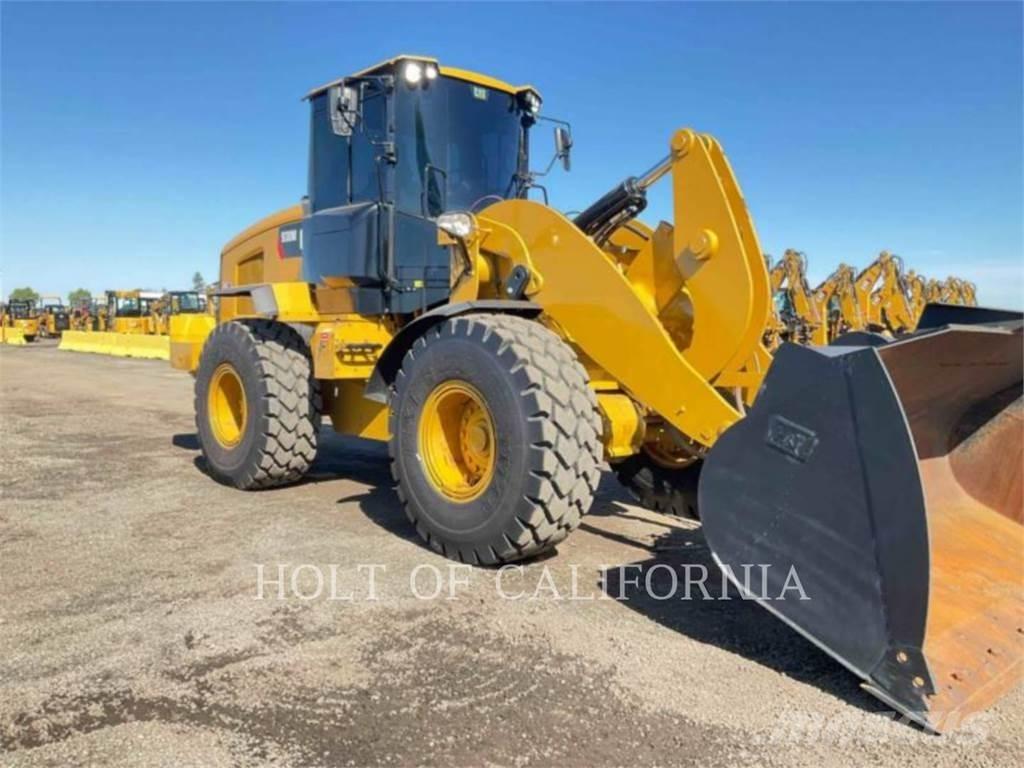 CAT 938M Carregadeiras de rodas