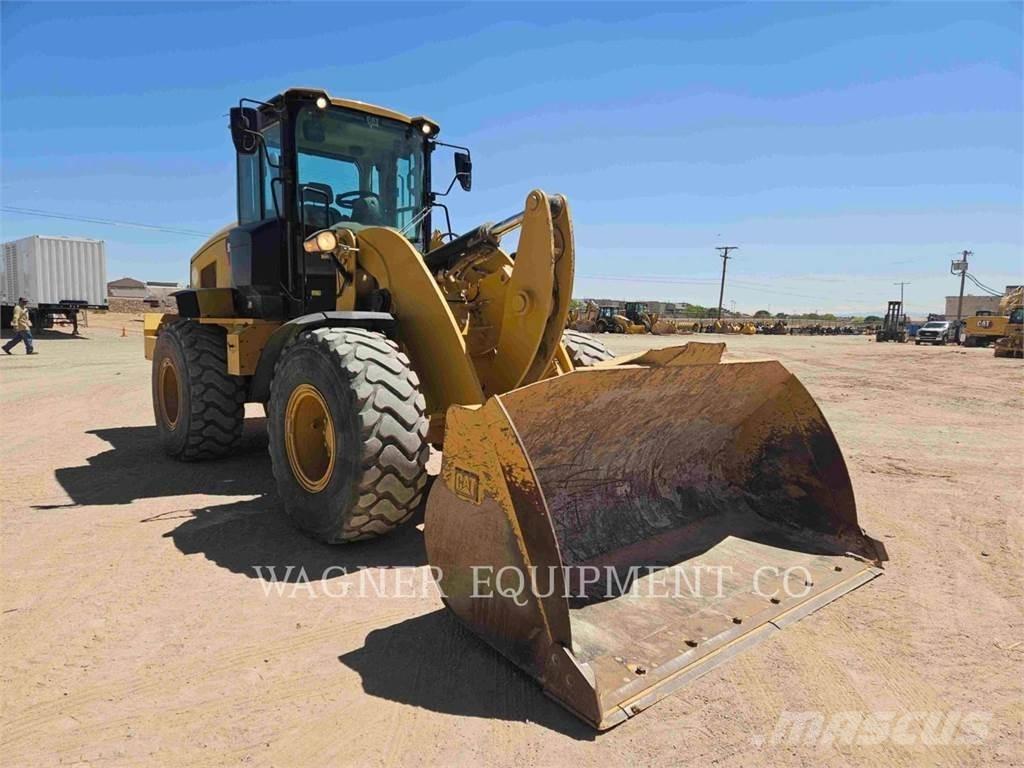 CAT 938M Carregadeiras de rodas