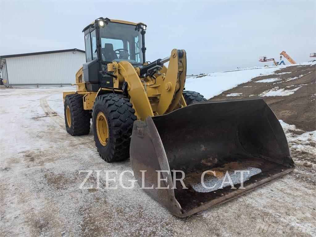 CAT 938M Carregadeiras de rodas