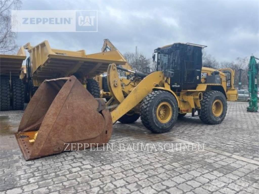 CAT 938M Carregadeiras de rodas
