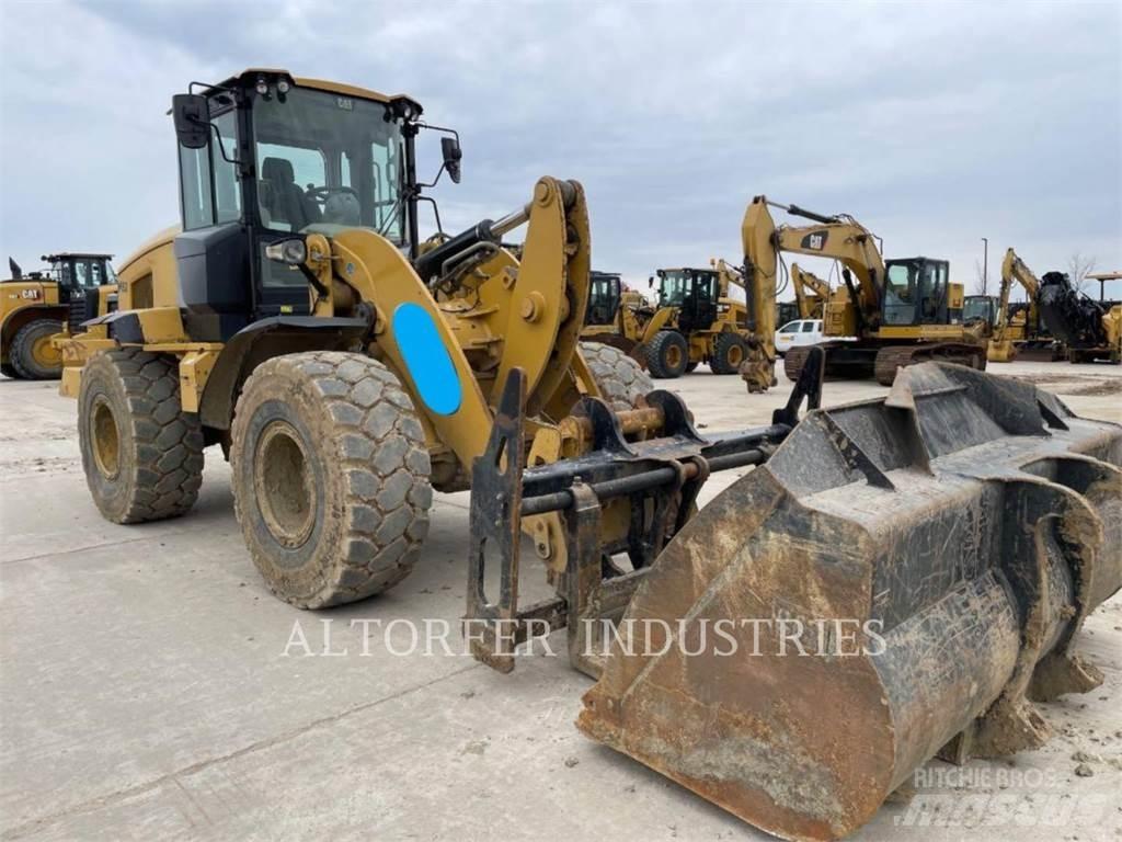 CAT 938M Carregadeiras de rodas