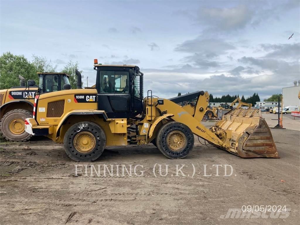 CAT 938M Carregadeiras de rodas