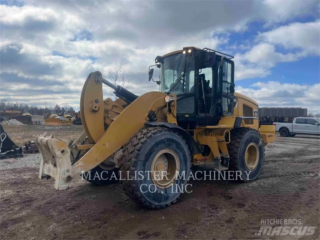 CAT 938M Carregadeiras de rodas