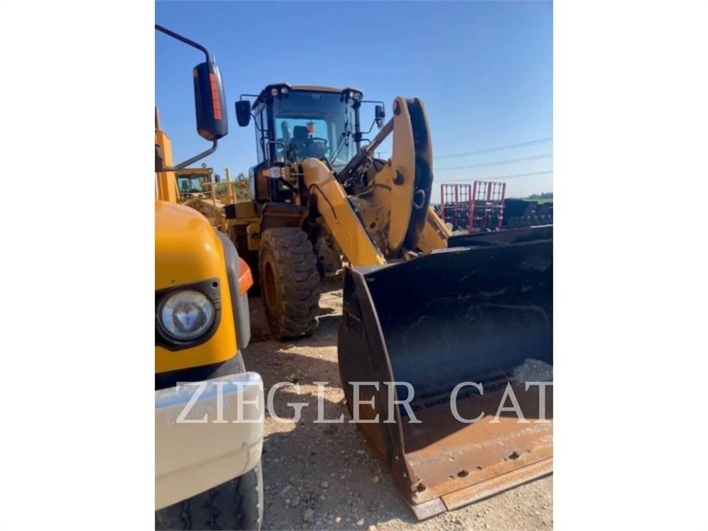 CAT 938M Carregadeiras de rodas