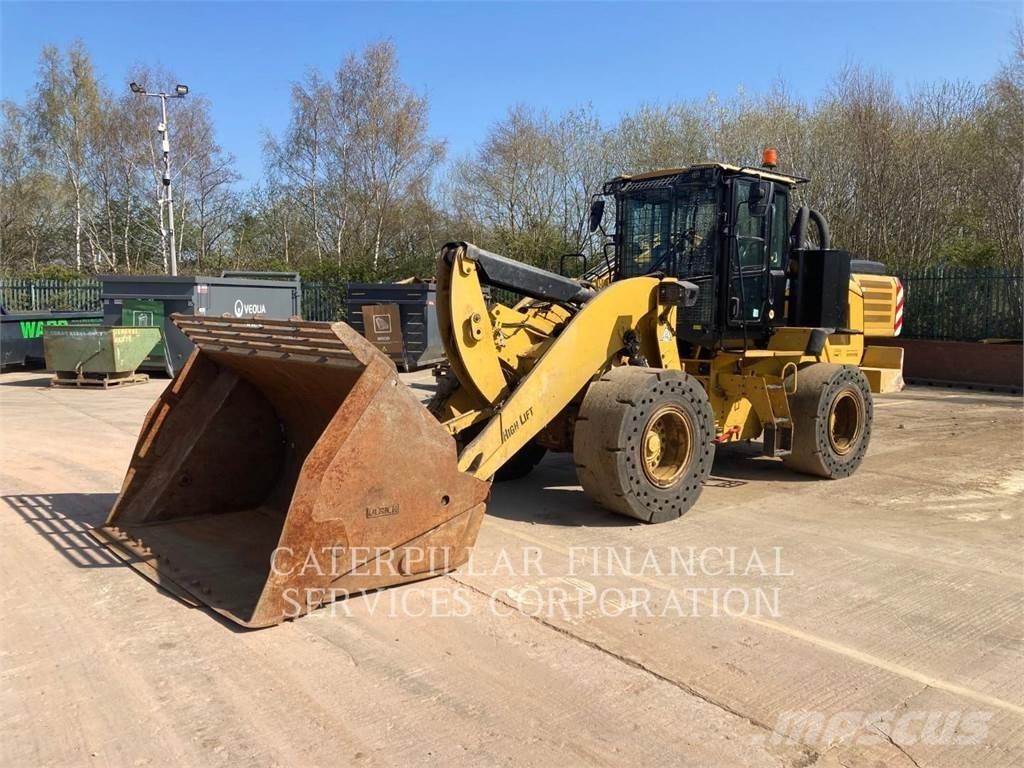 CAT 938M Carregadeiras de rodas