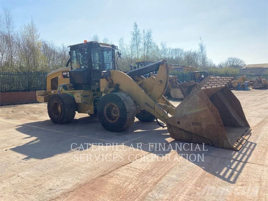CAT 938M Carregadeiras de rodas