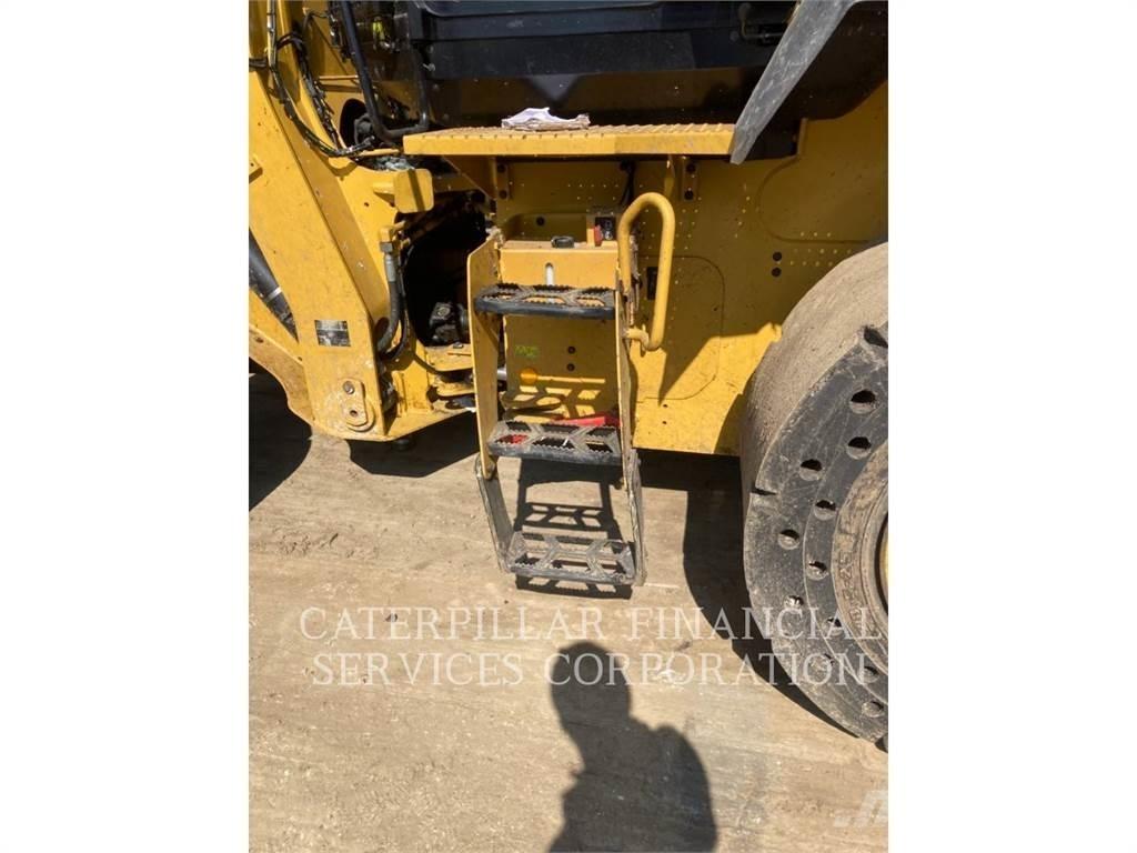 CAT 938M Carregadeiras de rodas