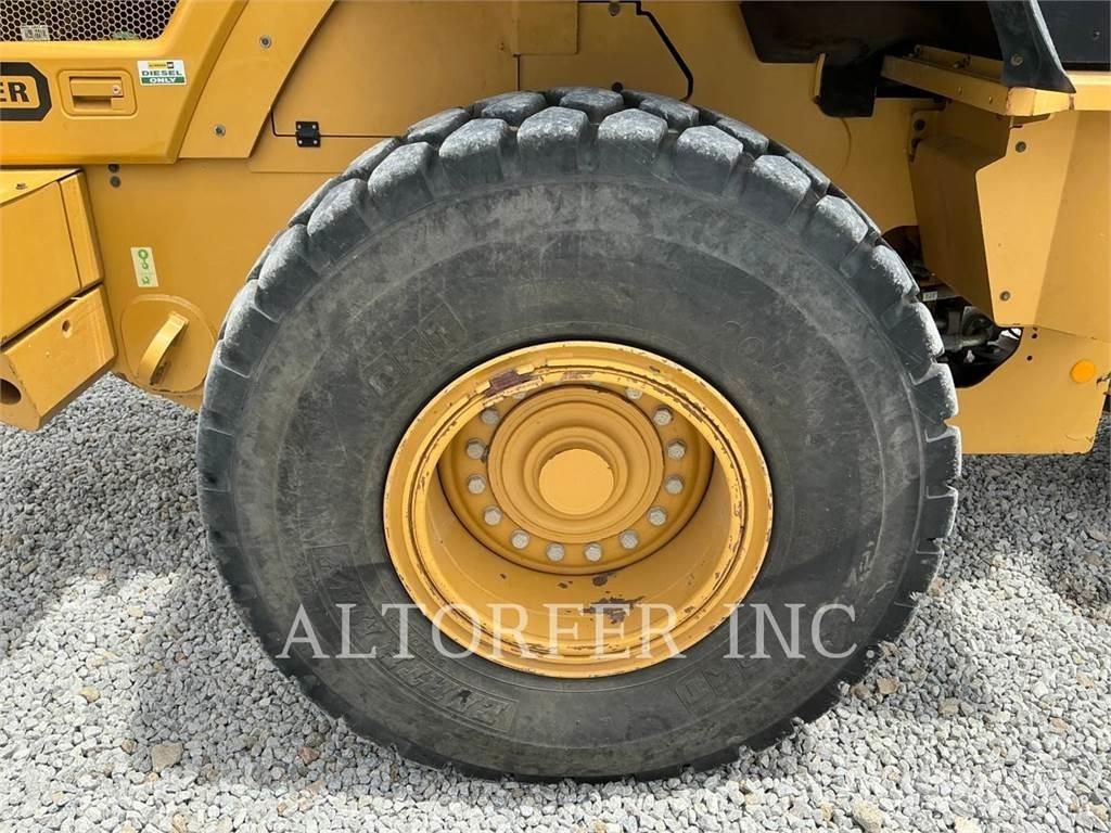 CAT 938M Carregadeiras de rodas