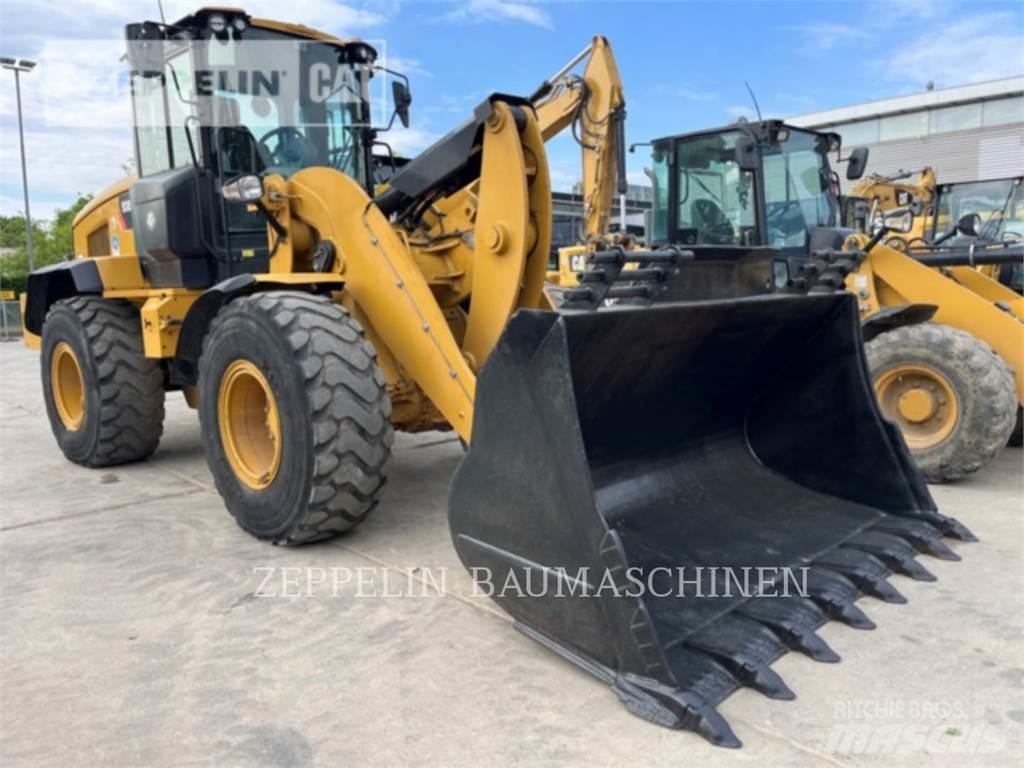 CAT 938M Carregadeiras de rodas