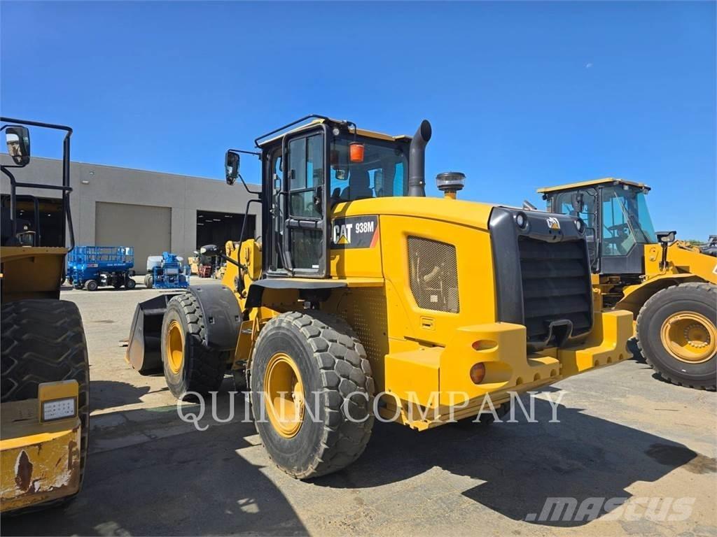 CAT 938M Carregadeiras de rodas