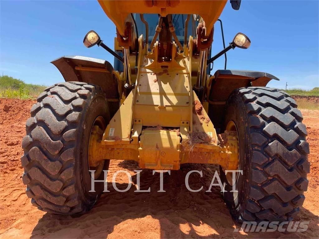 CAT 938M Carregadeiras de rodas