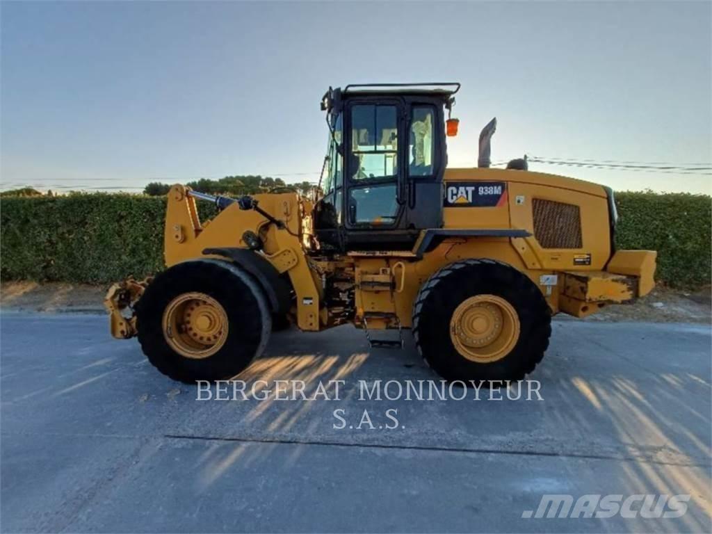 CAT 938M Carregadeiras de rodas