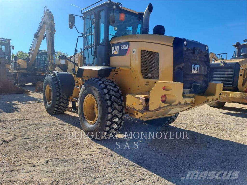 CAT 938M Carregadeiras de rodas