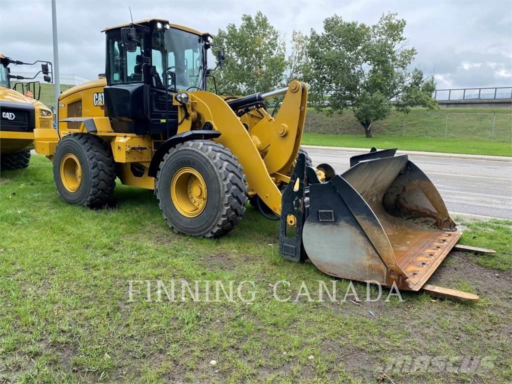 CAT 938M Carregadeiras de rodas
