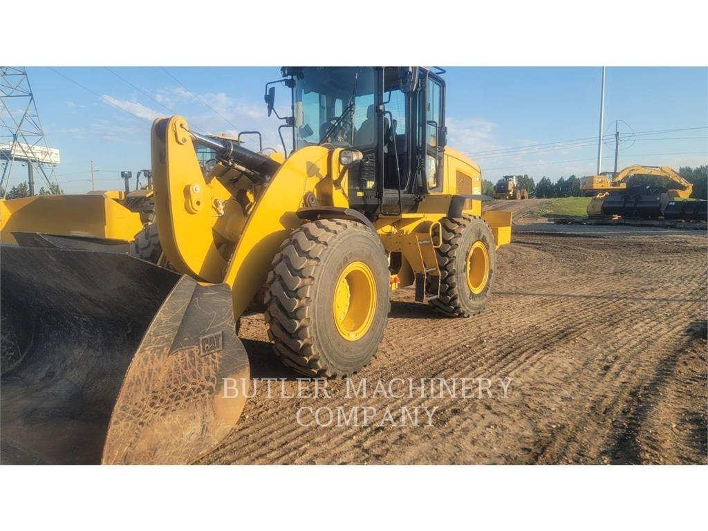 CAT 938M Carregadeiras de rodas