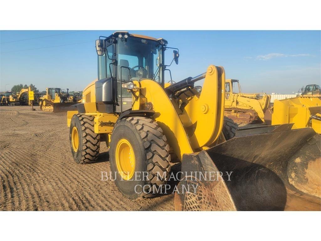 CAT 938M Carregadeiras de rodas