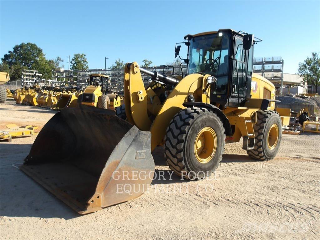 CAT 938M Carregadeiras de rodas