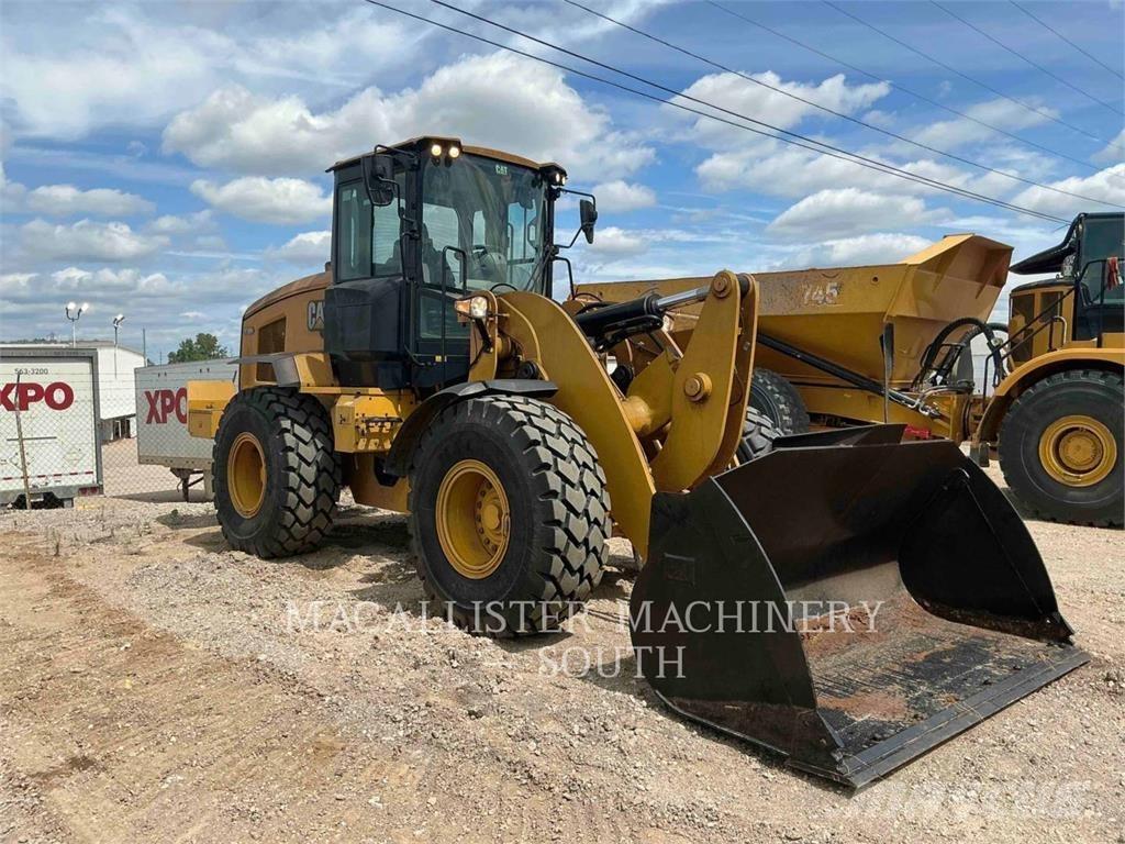 CAT 938M Carregadeiras de rodas