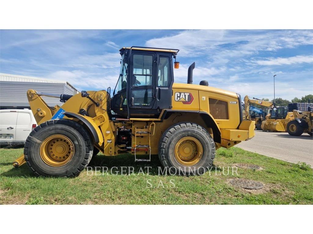 CAT 938M Carregadeiras de rodas