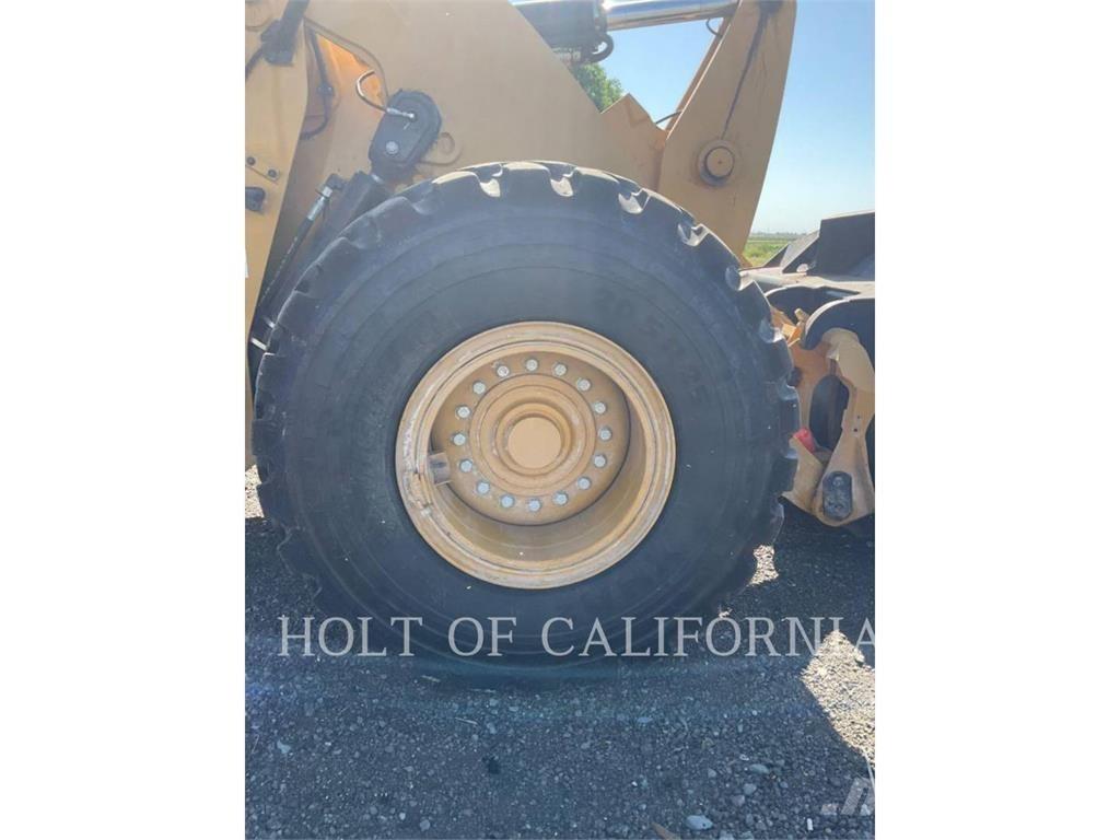 CAT 938M Carregadeiras de rodas