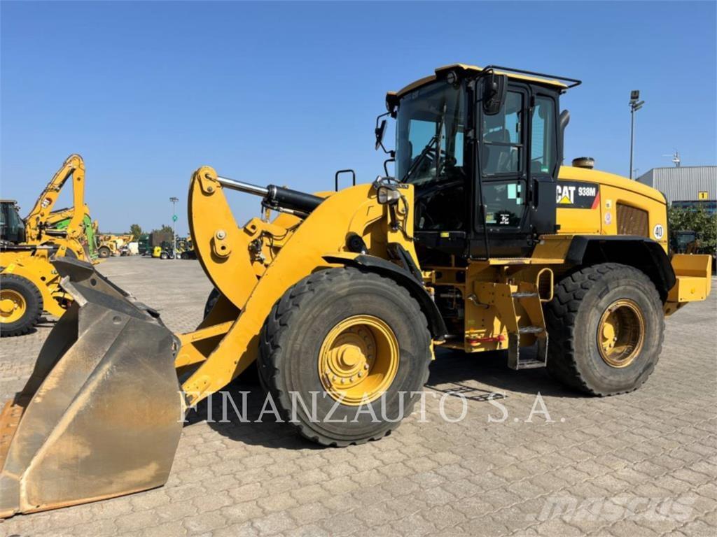 CAT 938M Carregadeiras de rodas