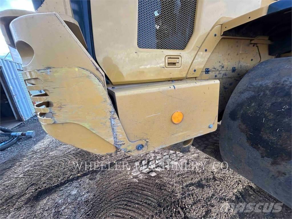 CAT 938M HL WS Carregadeiras de rodas
