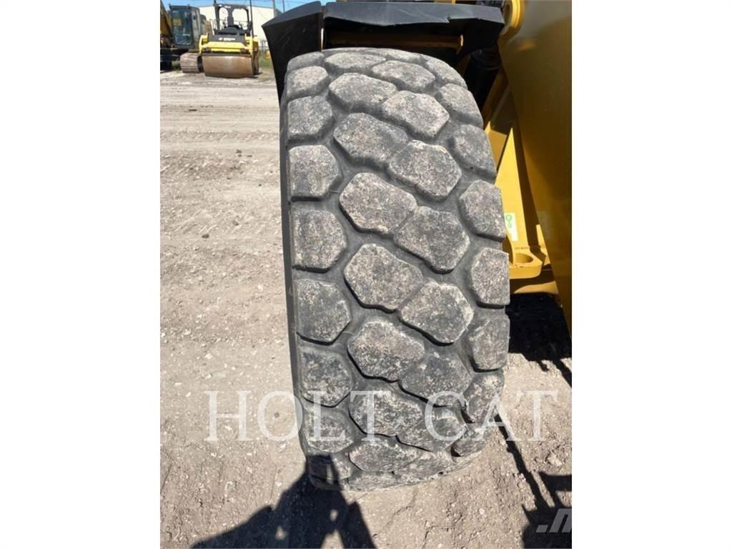 CAT 938M QC Carregadeiras de rodas