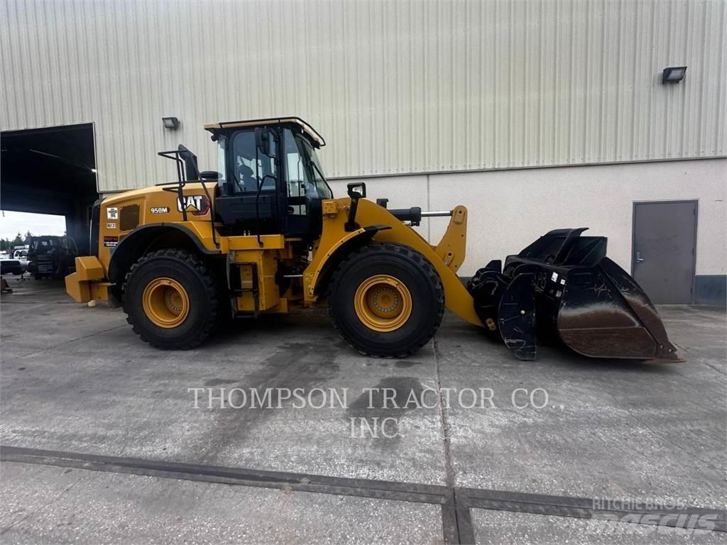 CAT 950M Carregadeiras de rodas
