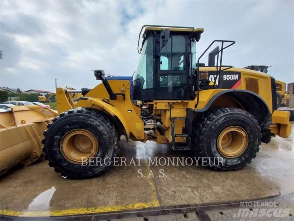 CAT 950M Carregadeiras de rodas