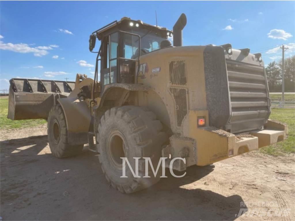 CAT 950M Carregadeiras de rodas