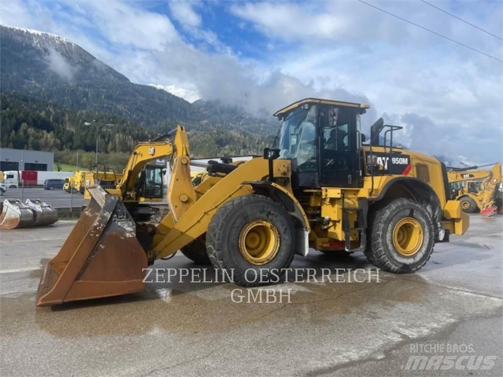 CAT 950M Carregadeiras de rodas