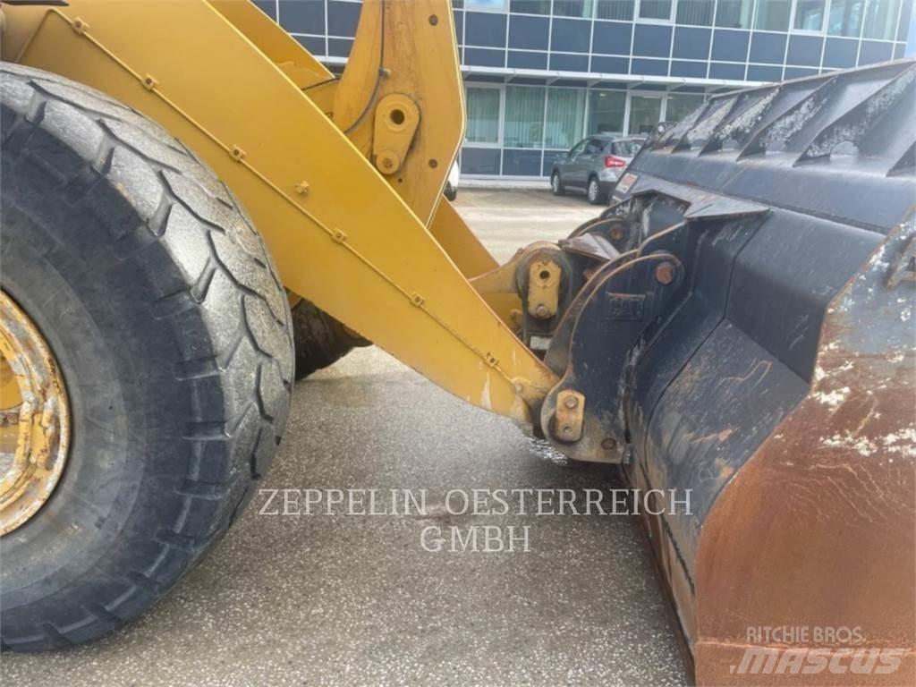 CAT 950M Carregadeiras de rodas