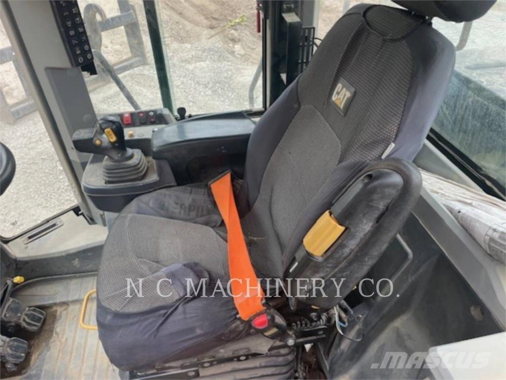 CAT 950M Carregadeiras de rodas