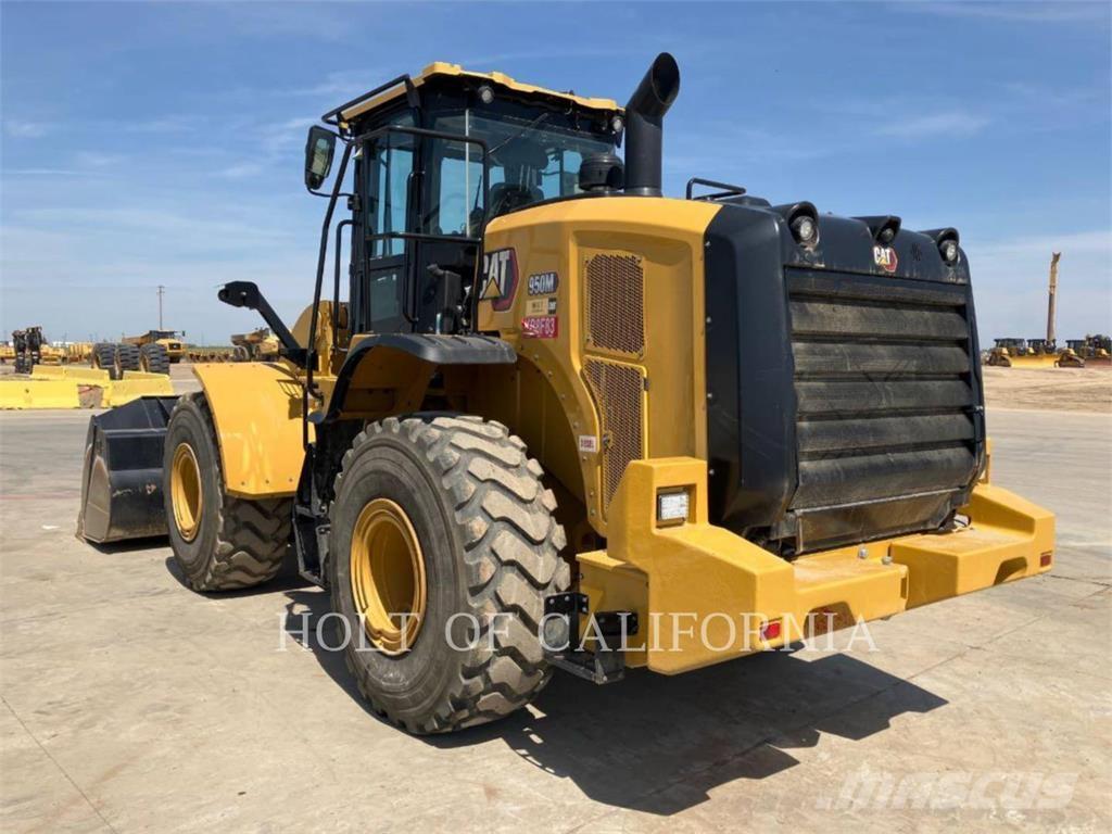 CAT 950M Carregadeiras de rodas