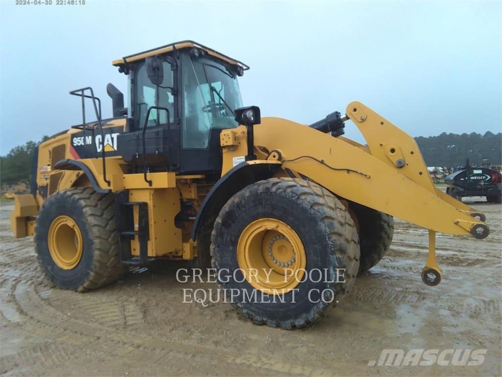 CAT 950M Carregadeiras de rodas