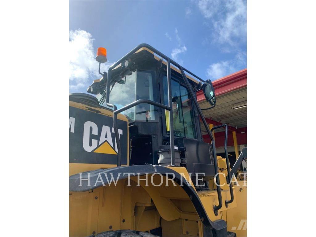 CAT 950M Carregadeiras de rodas