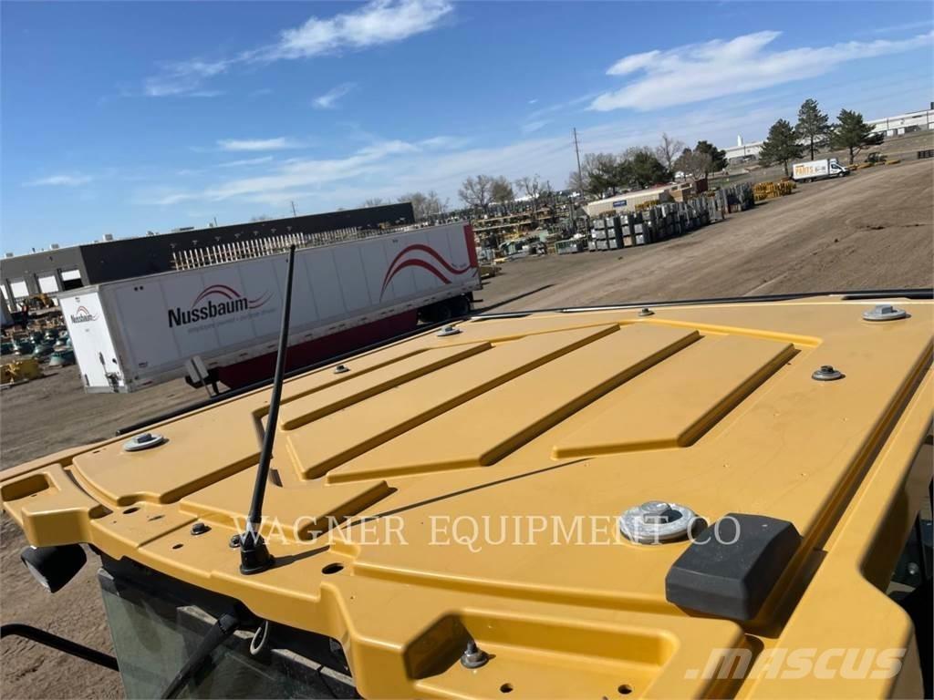 CAT 962M Carregadeiras de rodas