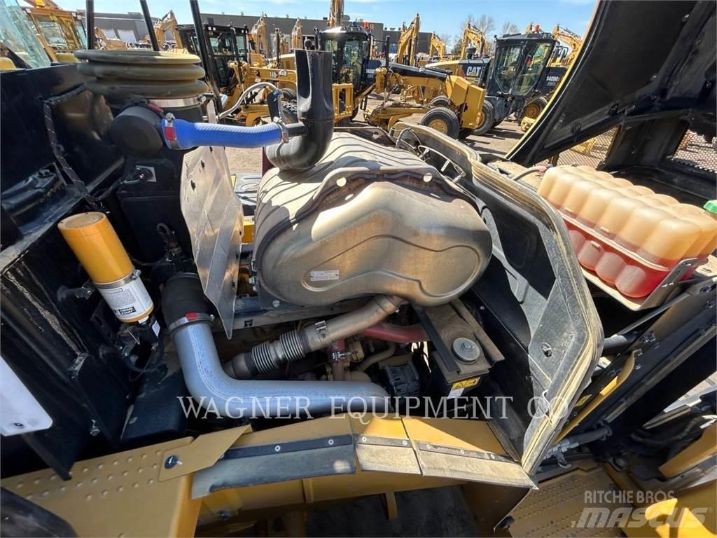CAT 962M Carregadeiras de rodas