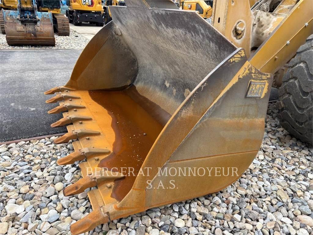 CAT 962M Carregadeiras de rodas