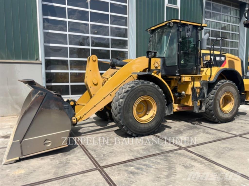 CAT 962M Carregadeiras de rodas
