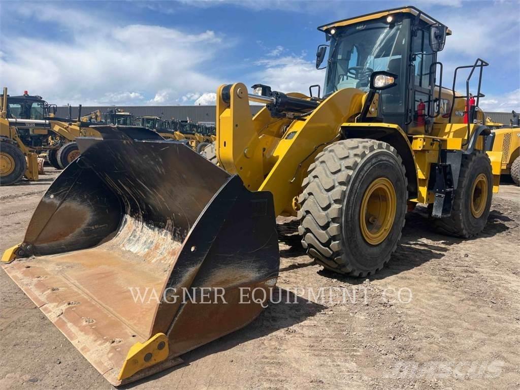 CAT 962M Carregadeiras de rodas