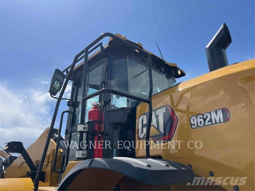 CAT 962M Carregadeiras de rodas
